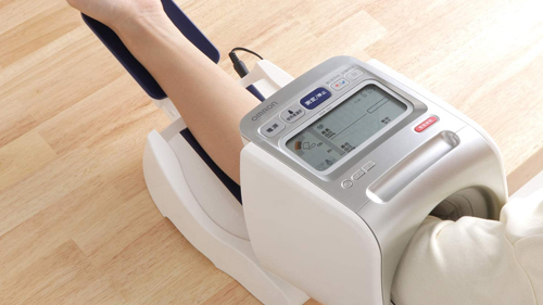 血圧計 上腕式 アームイン式 測定精度が最も高い