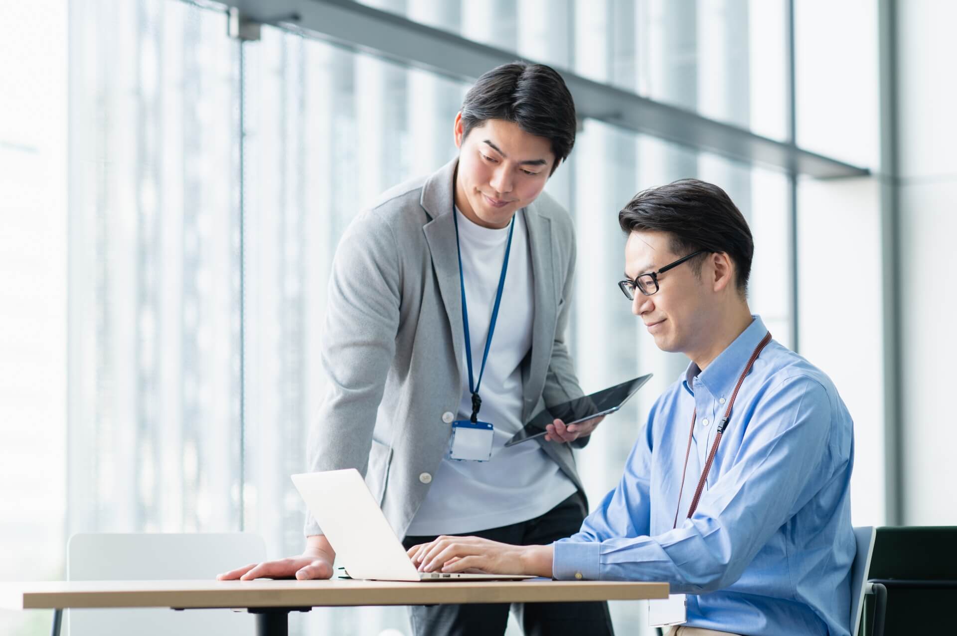 公務員もできる副業とは？国が認めている公務員の副業10選